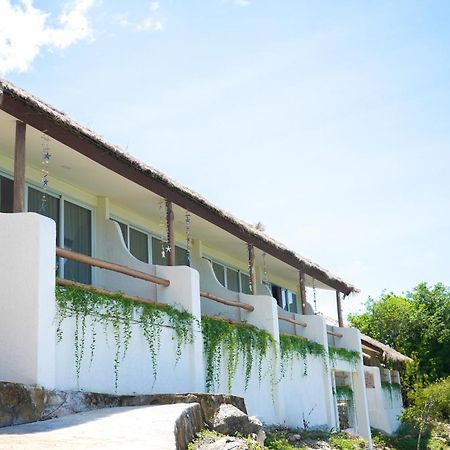 Theodor Hotel Labuan Bajo Bagian luar foto
