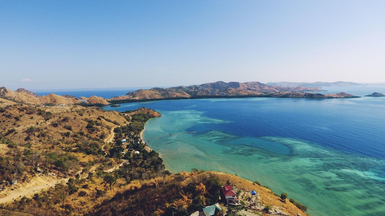 Theodor Hotel Labuan Bajo Bagian luar foto